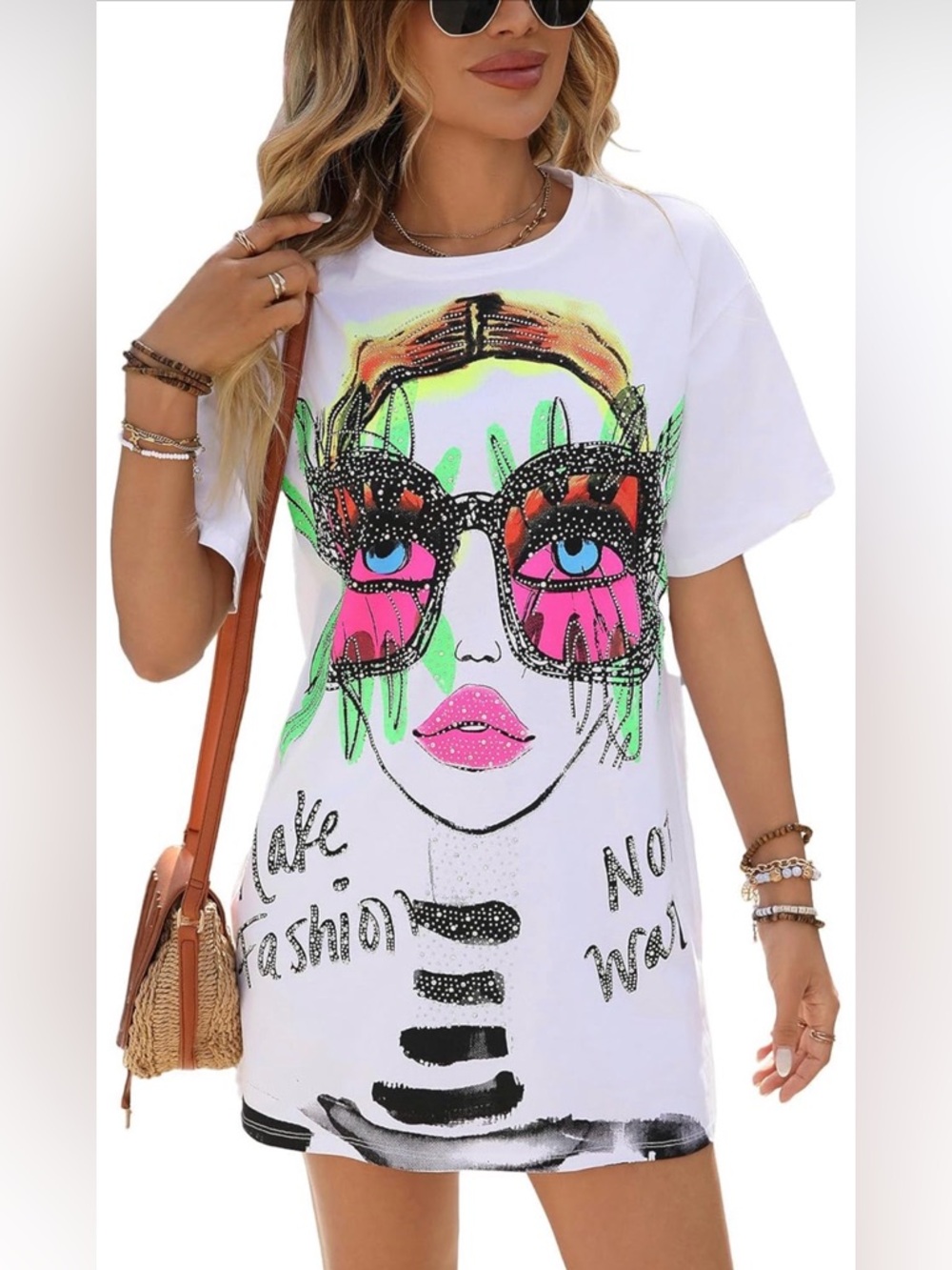 White Graphic Short Sleeve Tee with Pink Accents by Vipwest